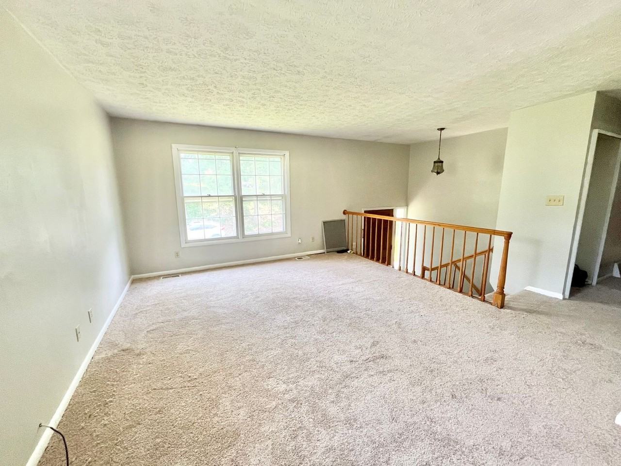 5313 Pioneer Dr - Photo 2 of 16