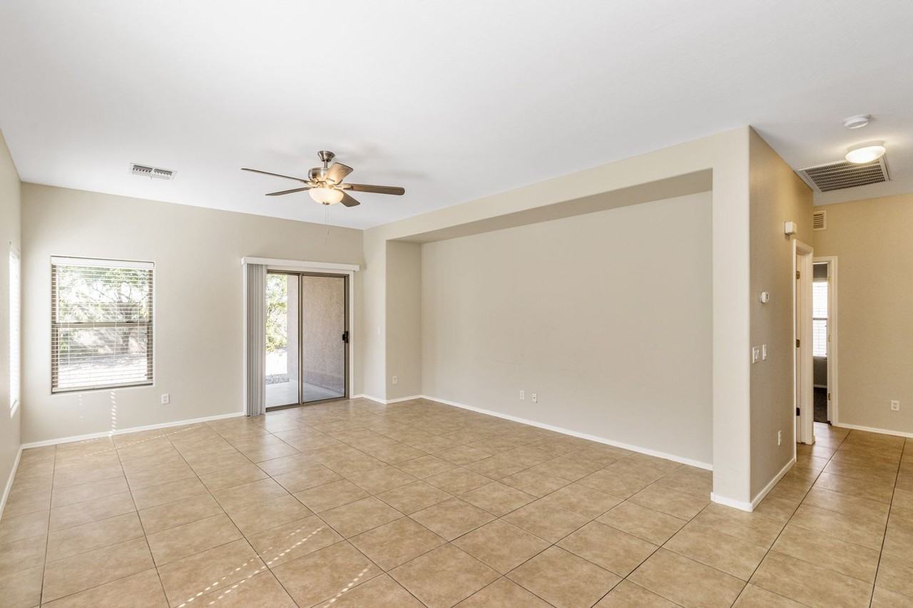 1322 E Linda Dr - Photo 3 of 16