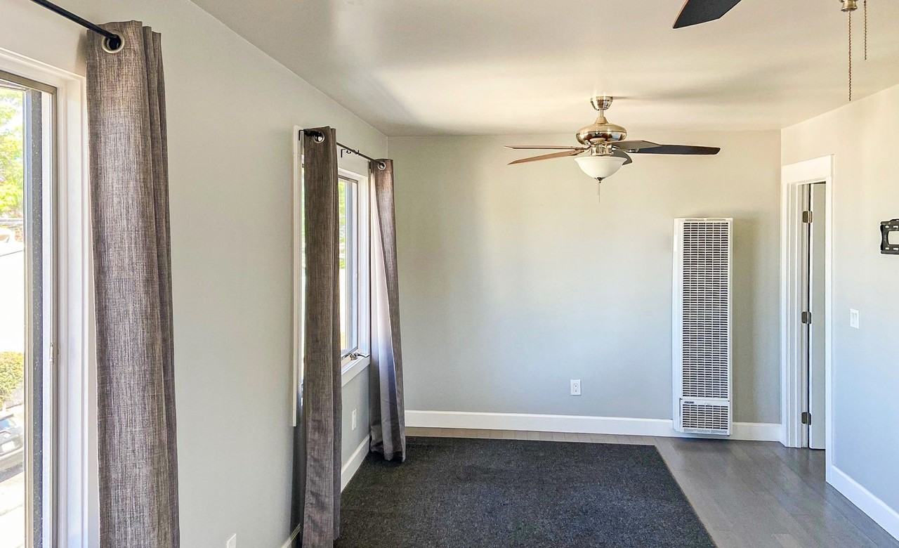 611 S Freeman St - Photo 4 of 7