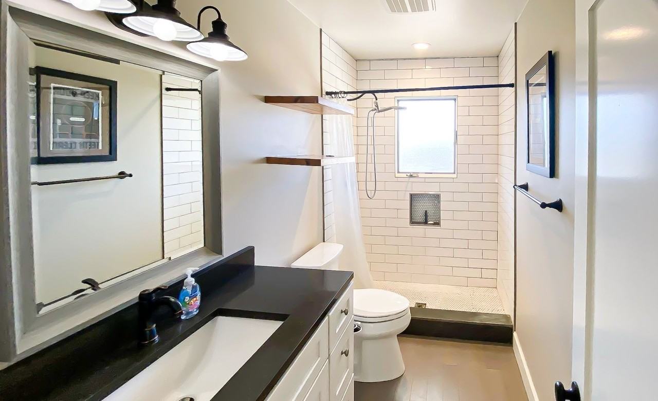 611 S Freeman St - Photo 6 of 7