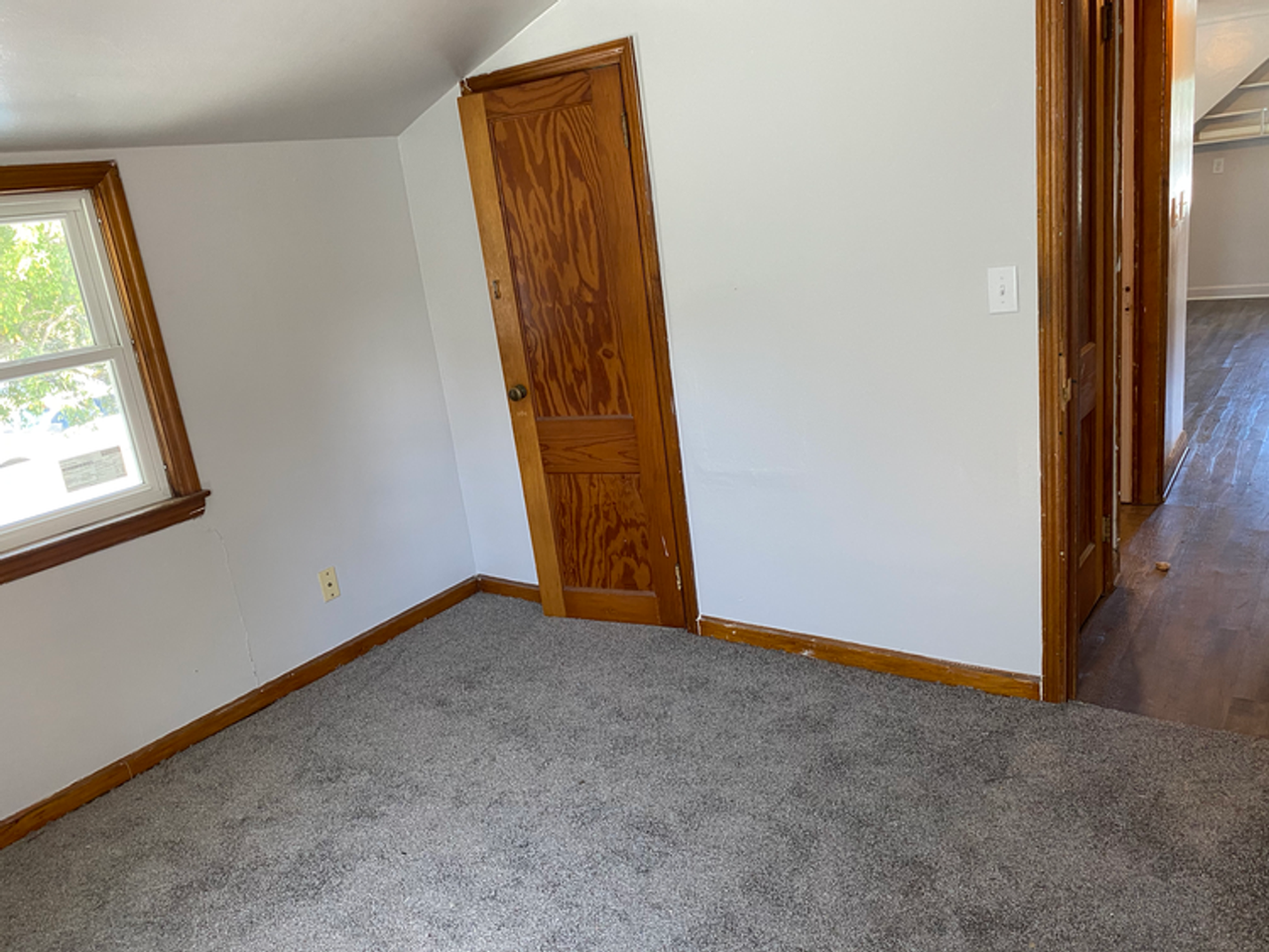 1202 S 11th Ave - Photo 6 of 10