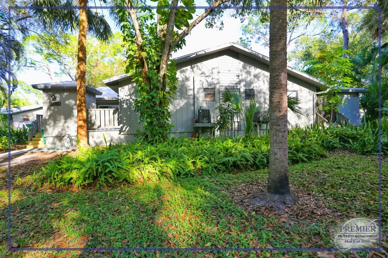 1046 Oak Forest Dr - Photo 4 of 50