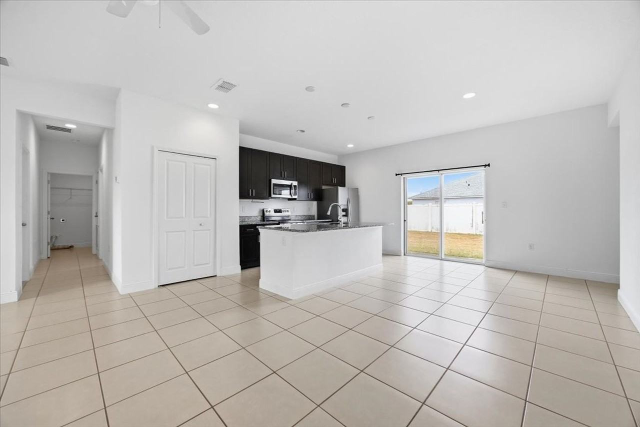 213 Cimarron Dr - Photo 7 of 26