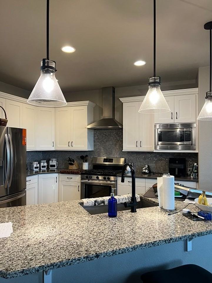 5040 Thunderhead Dr - Photo 2 of 20