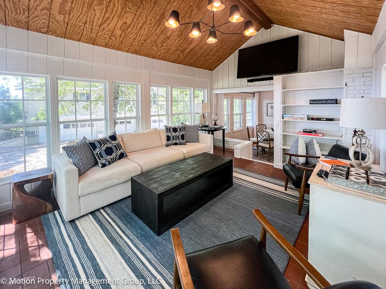 123 N Palisades Dr - Photo 5 of 16