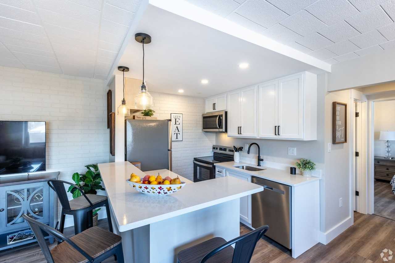 220 - 830 Library Avenue - Photo 2 of 15