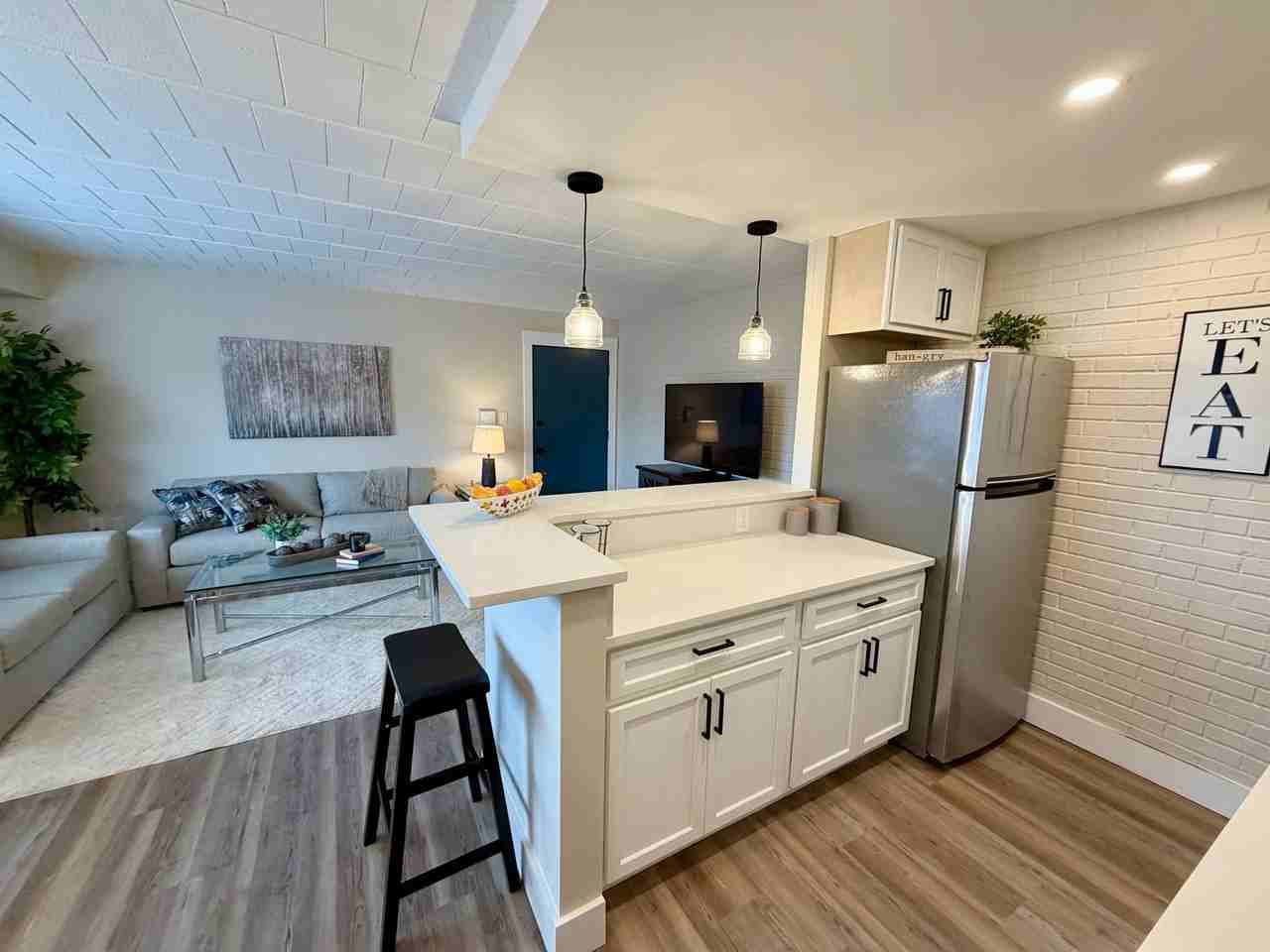 220 - 830 Library Avenue - Photo 6 of 15