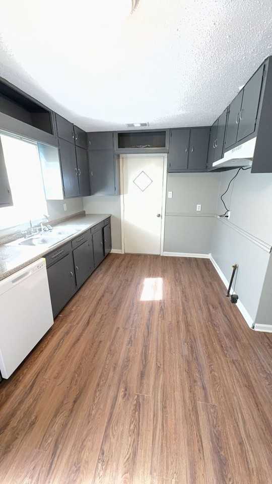 4120 Palm Ave - Photo 3 of 13