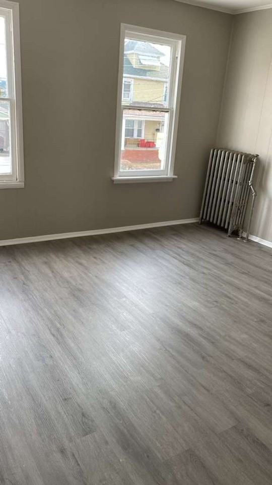 302 13th Ave - Photo 2 of 11