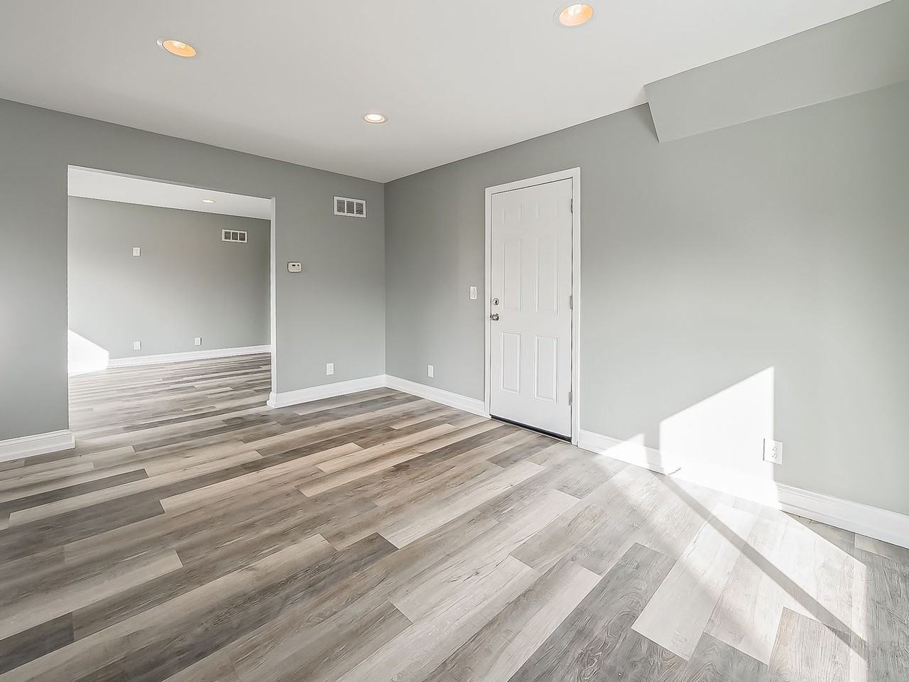 11 Mohawk Rd - Photo 2 of 24