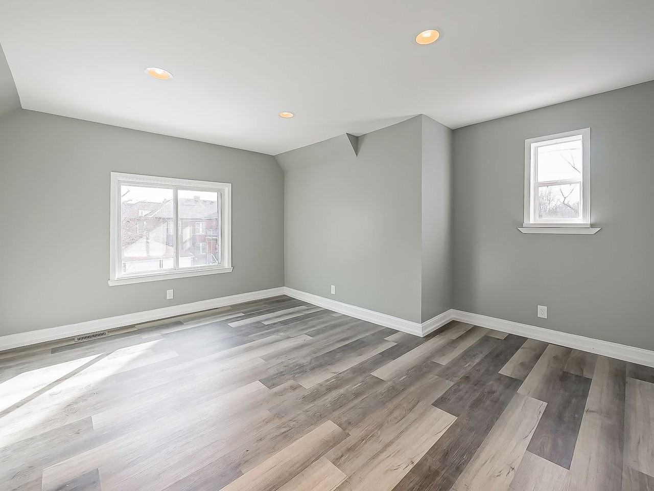 11 Mohawk Rd - Photo 3 of 24