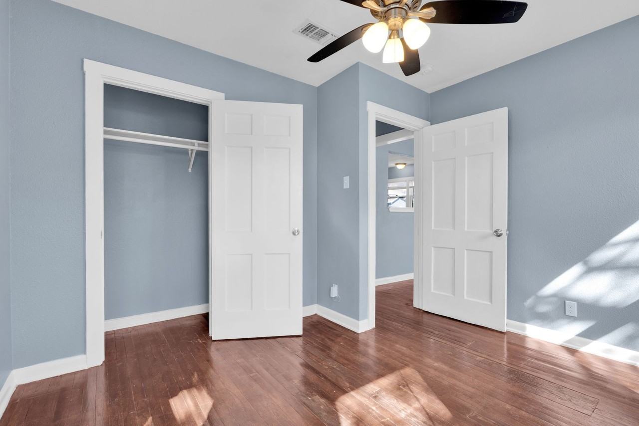 120 Bank St - Photo 7 of 17