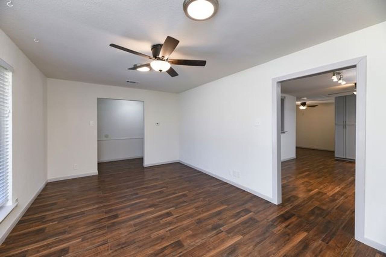 623 Kirby Ln - Photo 3 of 25