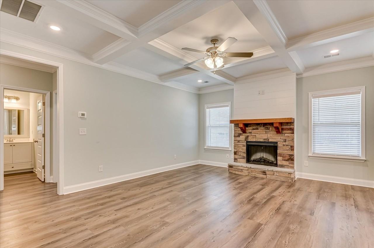 705 Navan Ln - Photo 7 of 50