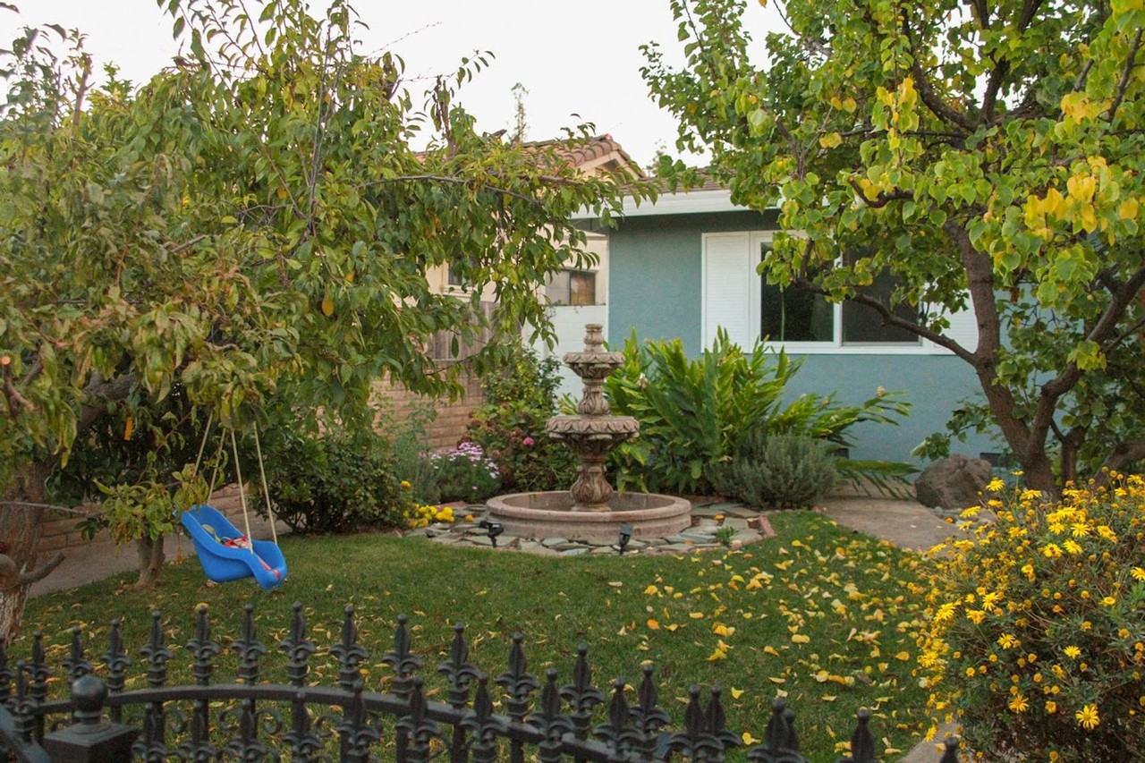 1118 Bonner Ave - Photo 3 of 35