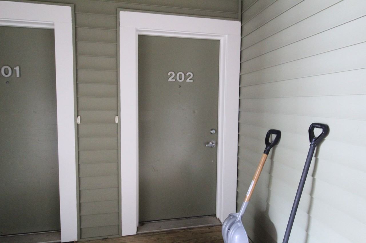 2455 Campus View Cir #202 - Photo 2 of 11