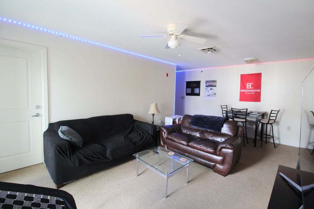 2455 Campus View Cir #202 - Photo 6 of 11