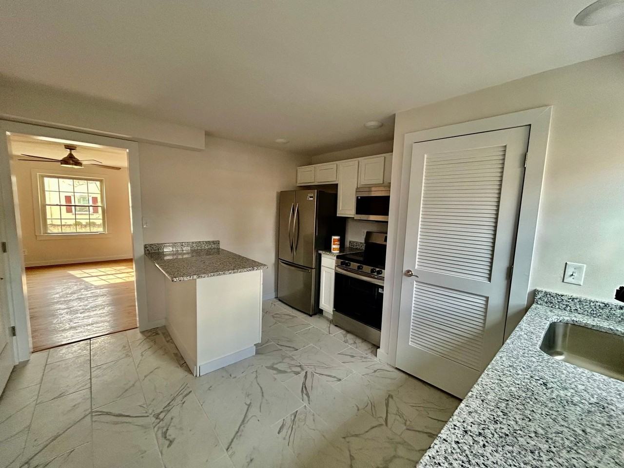 1435 N Forbes Rd #8 - Photo 6 of 14