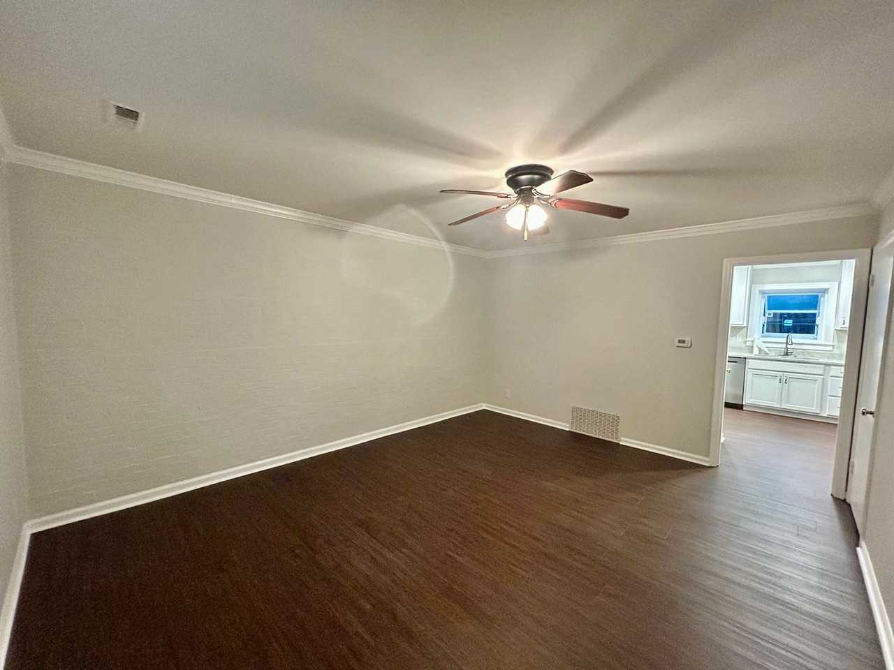 1435 N Forbes Rd #11 - Photo 2 of 14