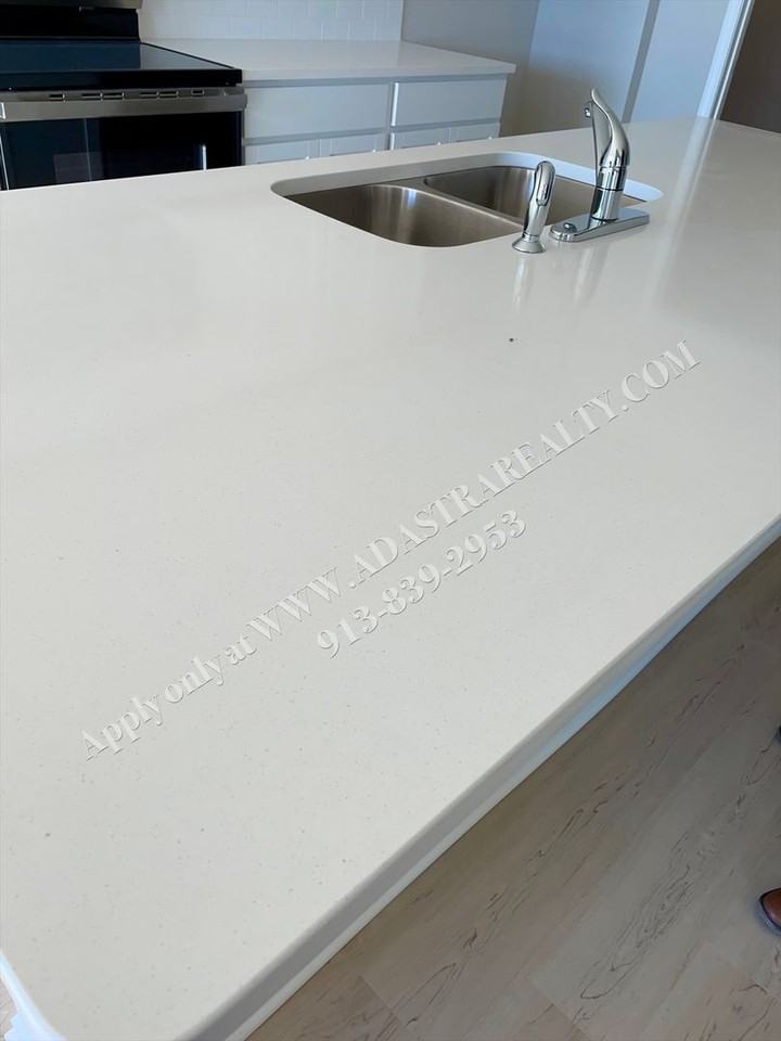 20265 W 194th St - Photo 7 of 18