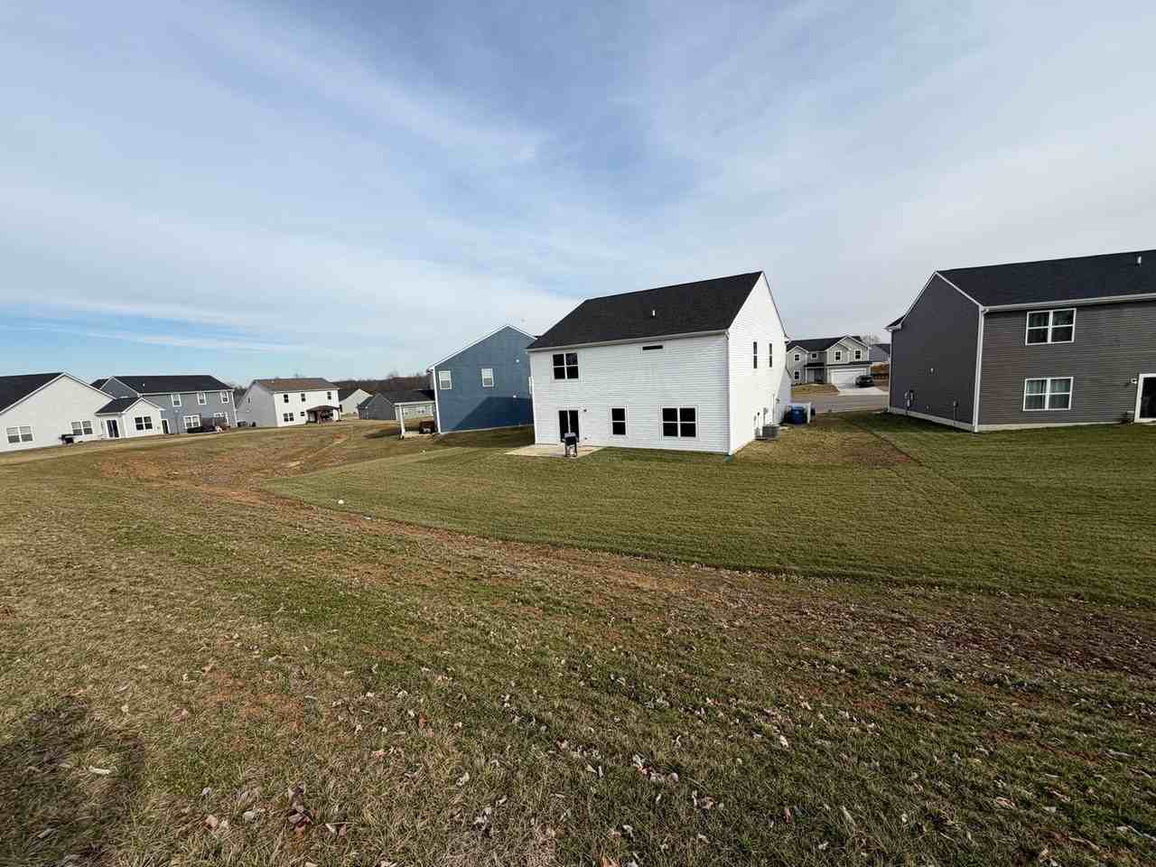 4266 Tingle Dr - Photo 5 of 48