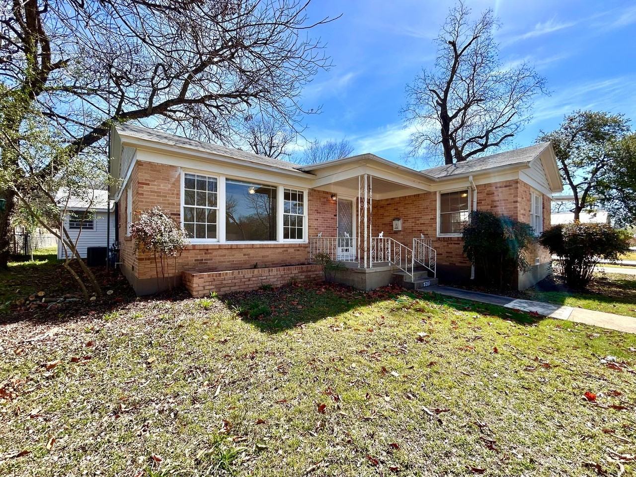 5207 Shoal Creek Blvd - Photo 2 of 35