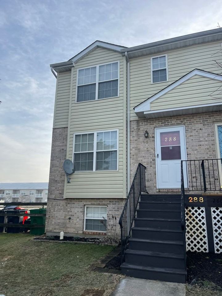 288 Vincent Cir - Photo 2 of 44