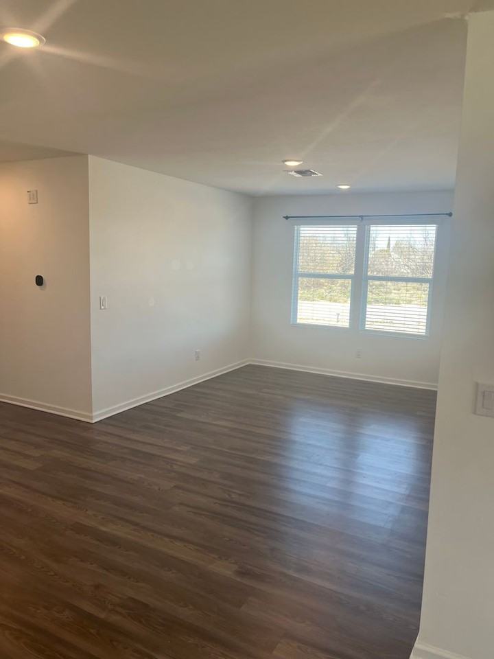 1243 S Lenora Loop - Photo 4 of 31