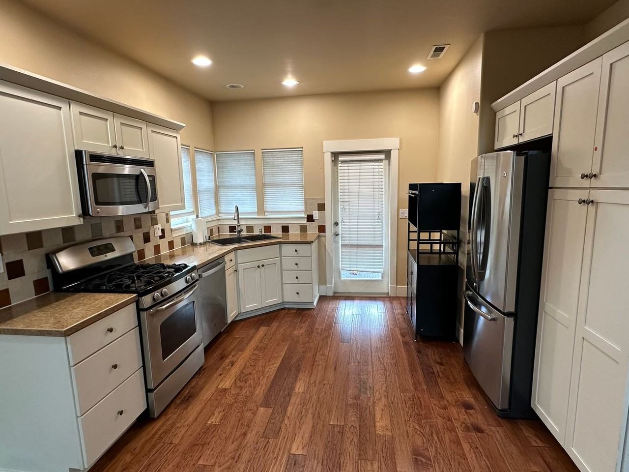 14908 91st Ave Se - Photo 5 of 19