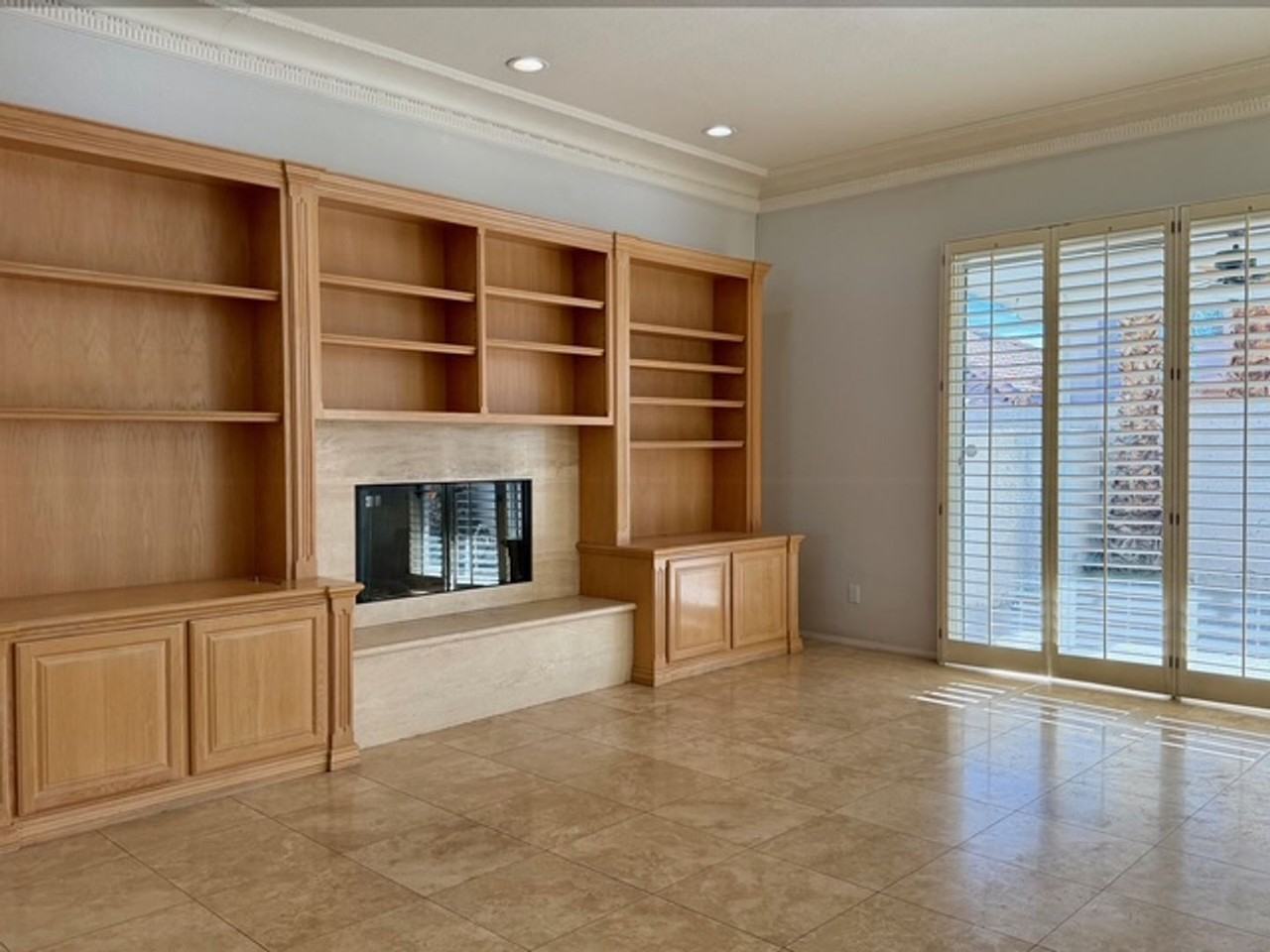 1612 Hidden Spring Dr - Photo 5 of 19