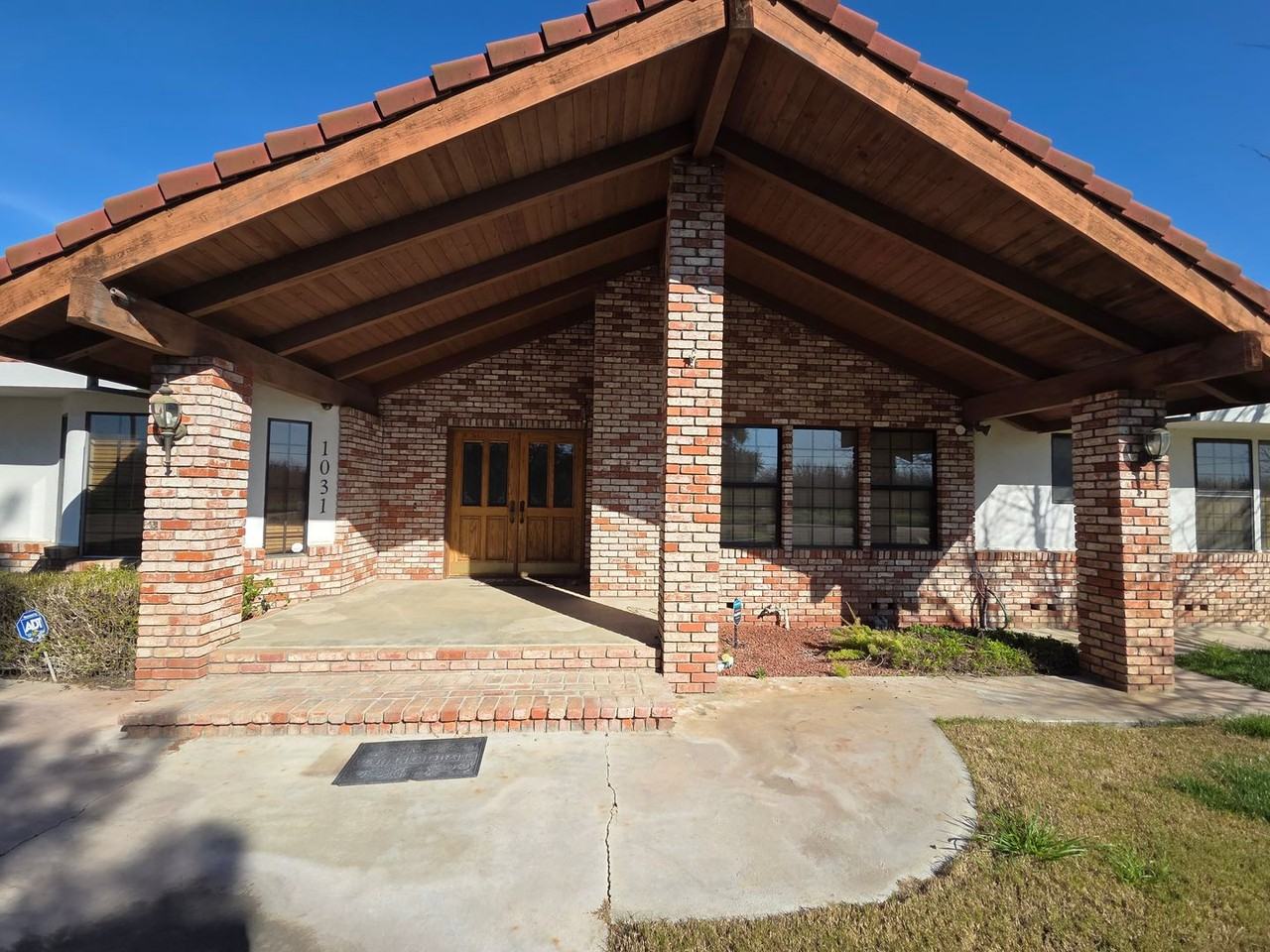 1031 Hoyer Rd - Photo 3 of 43