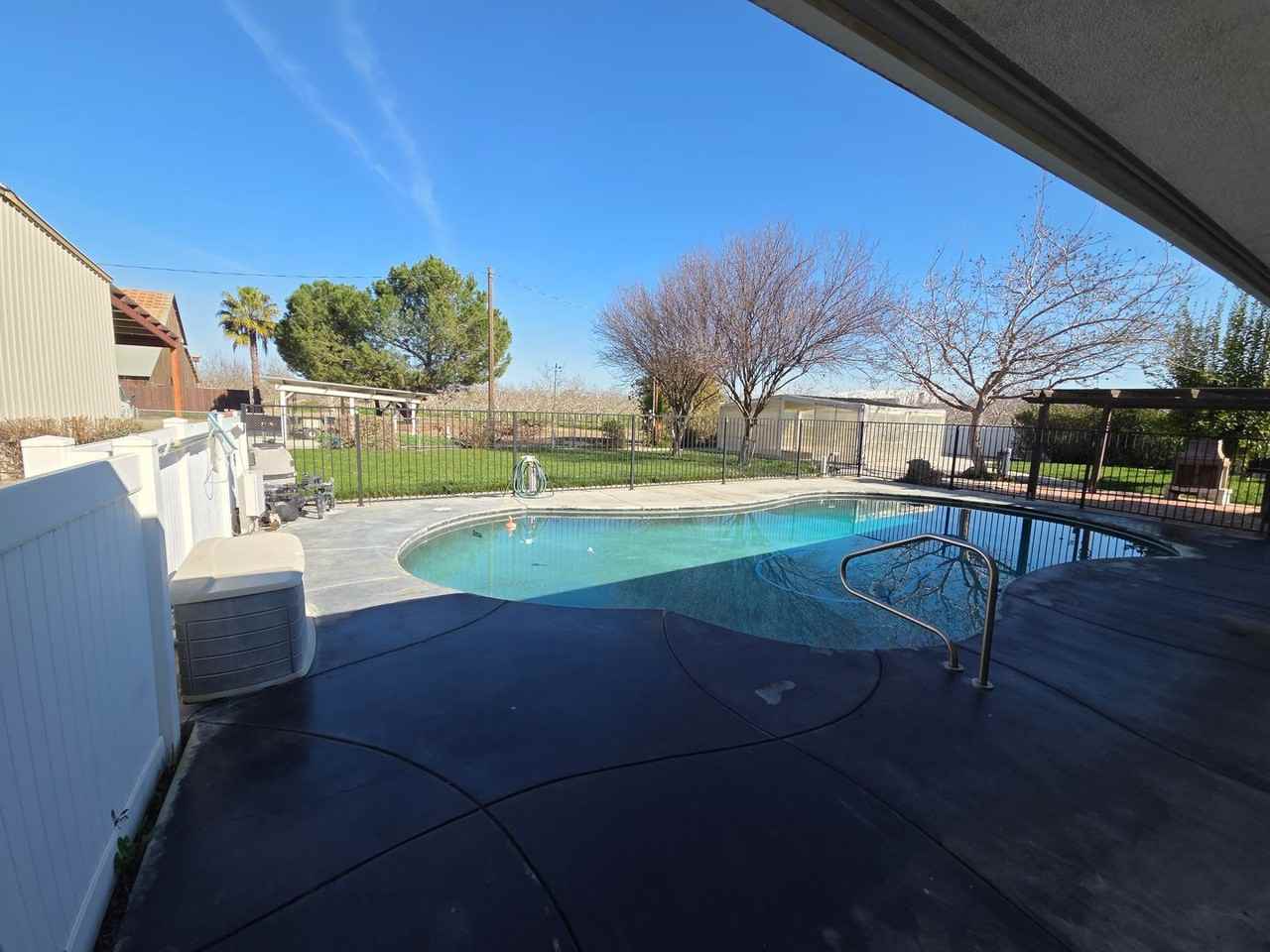 1031 Hoyer Rd - Photo 4 of 43