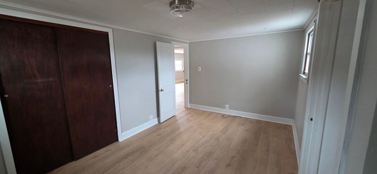 272 Chestnut St - Photo 7 of 12