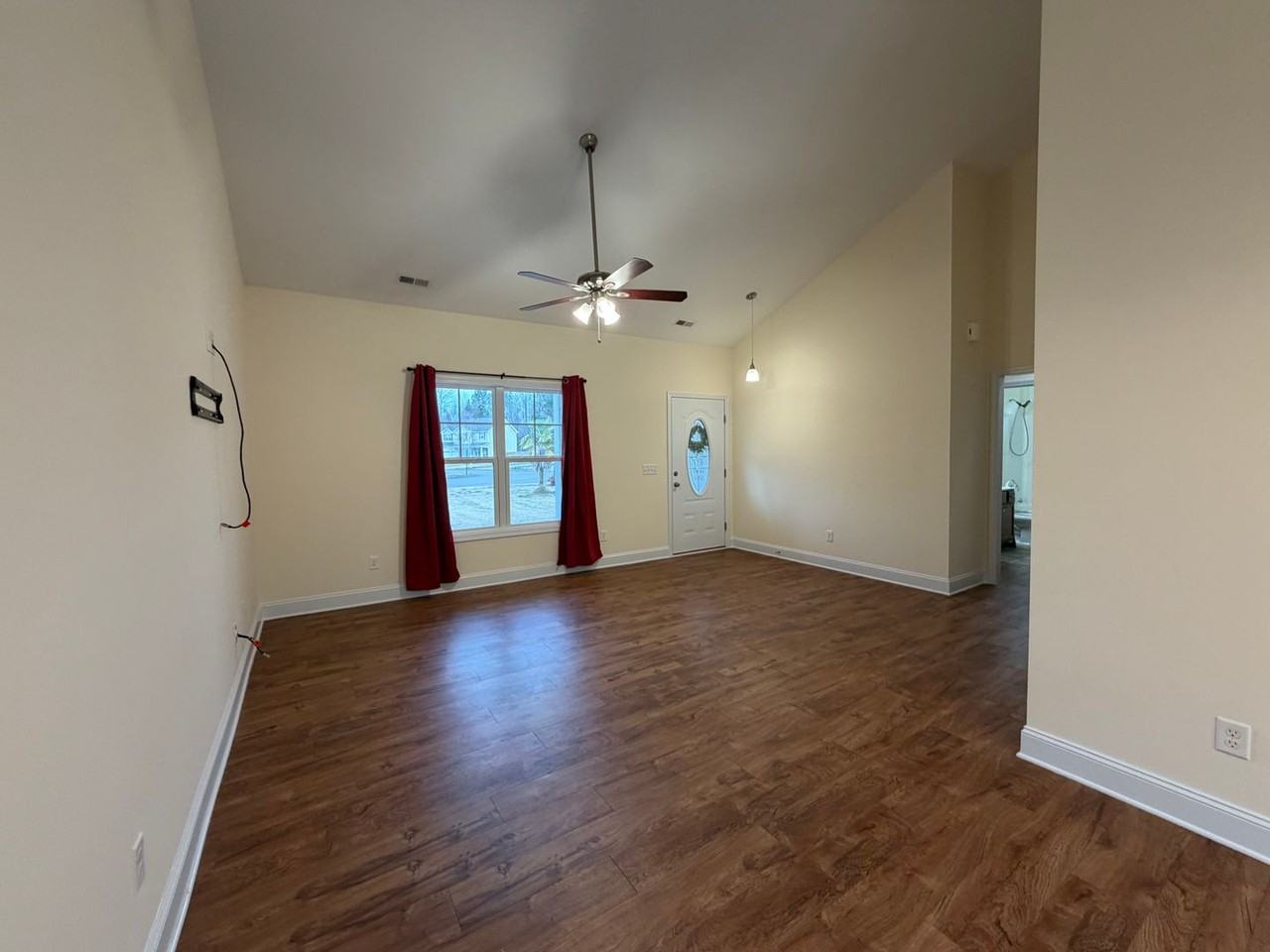 348 Hawk Hollow Trl - Photo 3 of 20