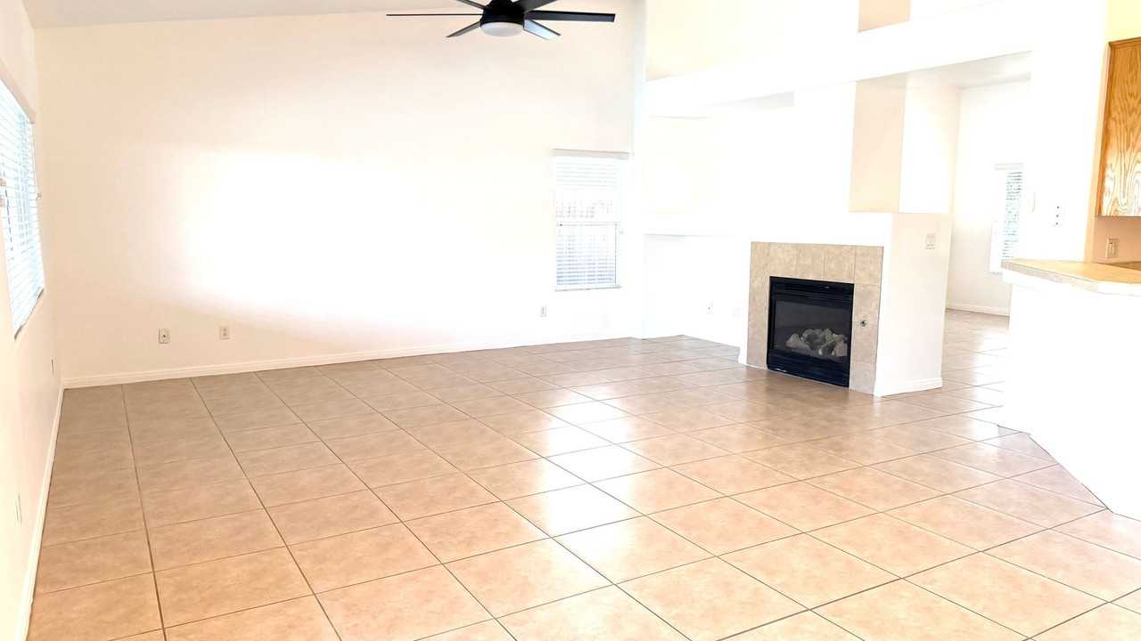 10704 Vista Bonita Dr - Photo 5 of 15