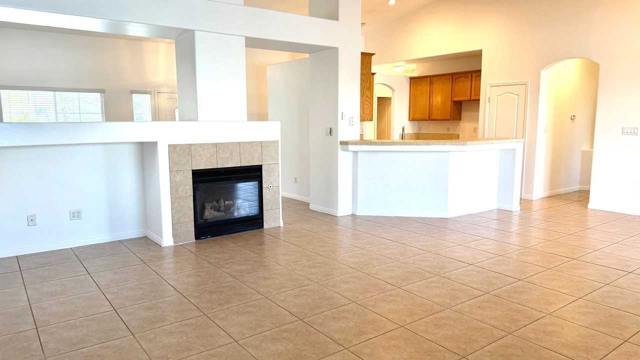 10704 Vista Bonita Dr - Photo 6 of 15