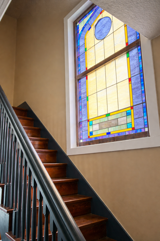 2621 Barton St - Photo 4 of 34