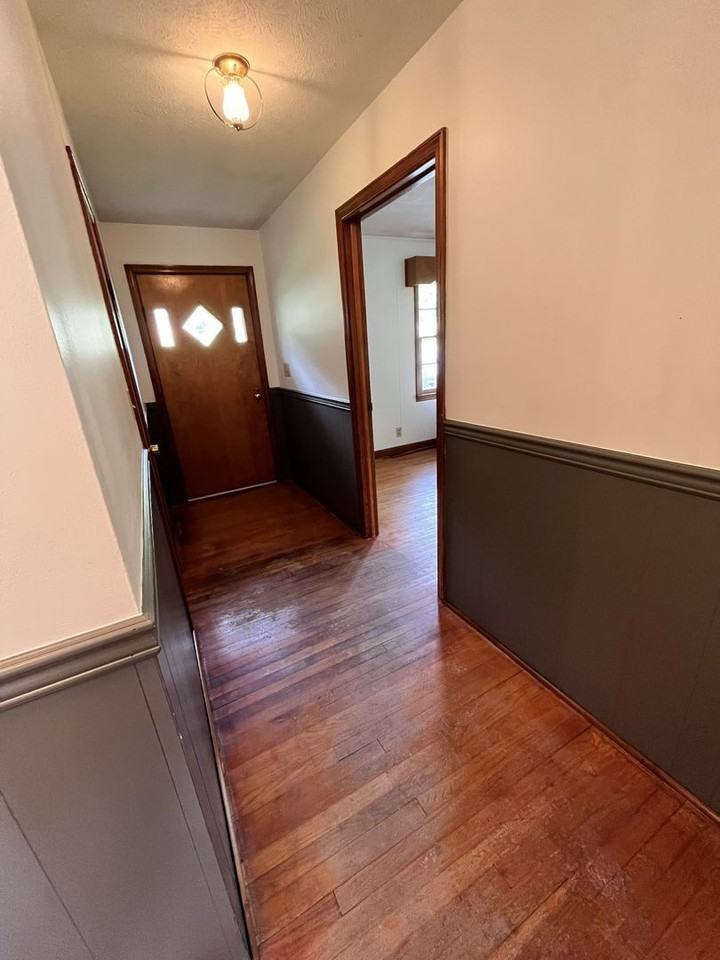 1006 Hodges Gap Rd - Photo 3 of 19