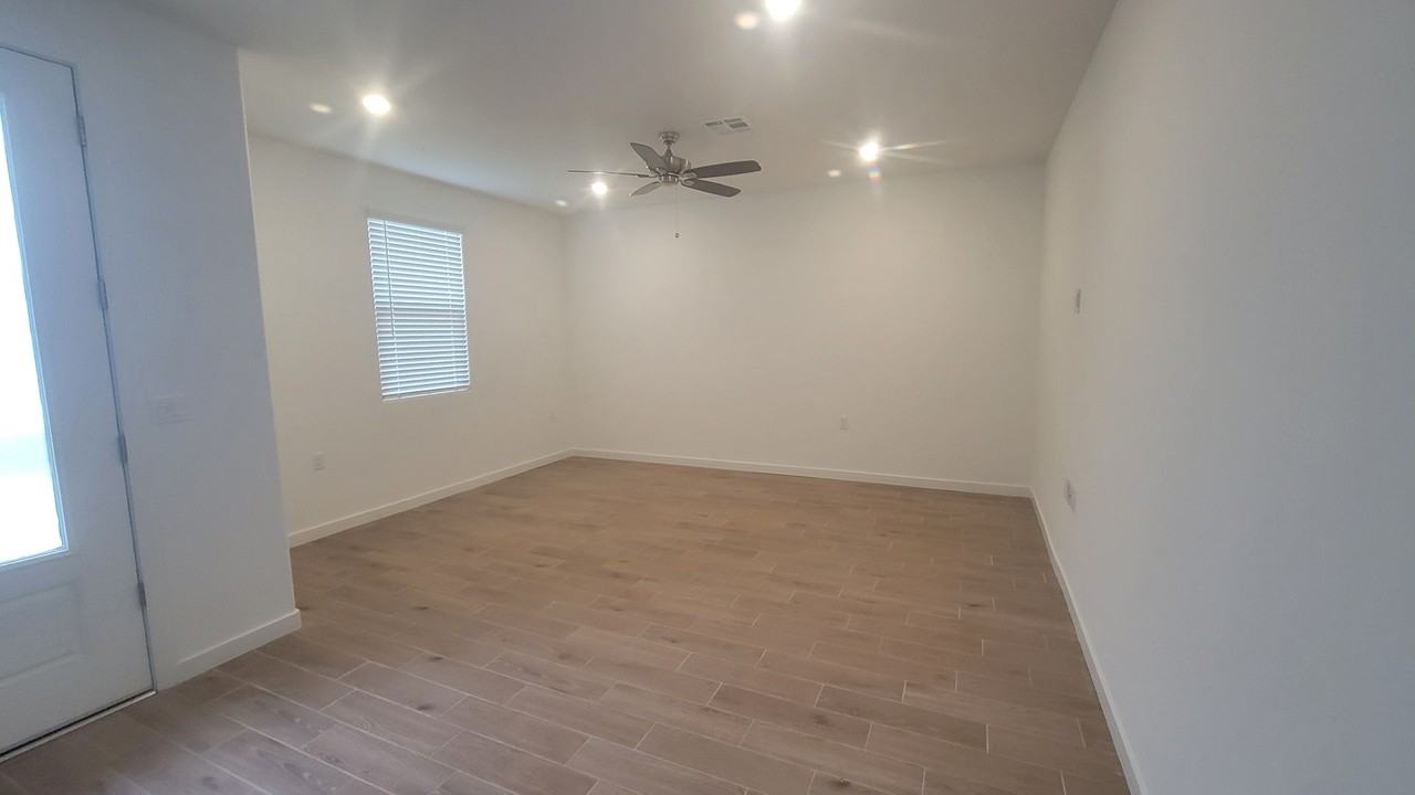 12537 Camino Glorieta - Photo 2 of 20