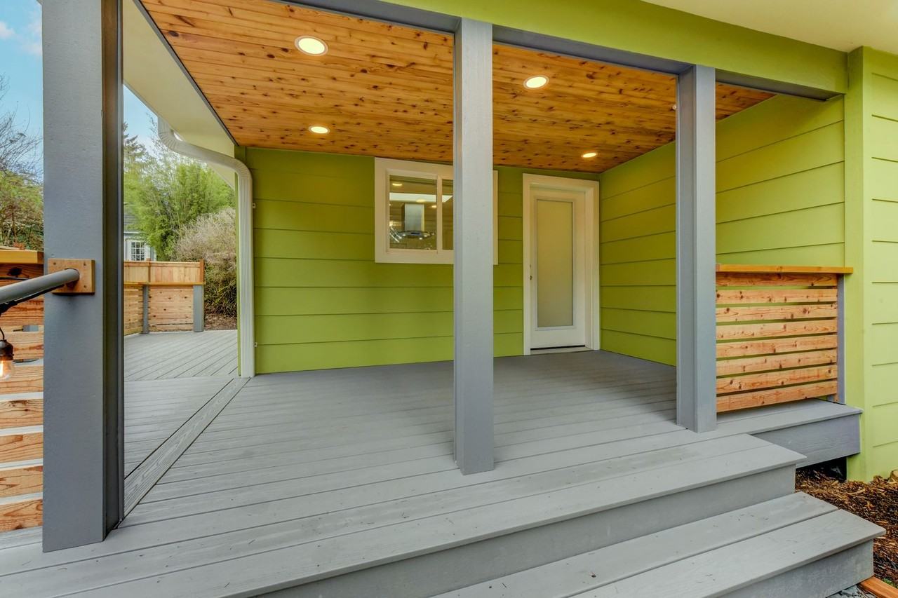 4072 Ne 107th St - Photo 4 of 26