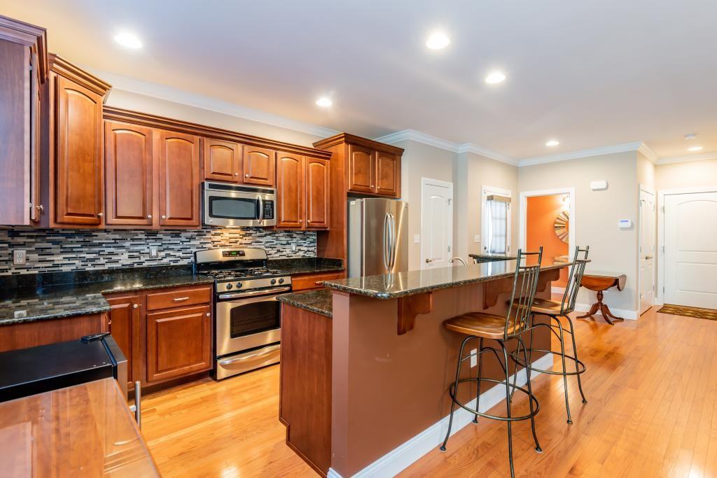 3440 Green St - Photo 7 of 23