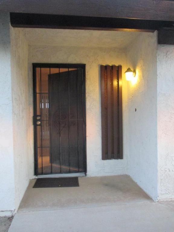 1980 Flame Tree Way - Photo 2 of 22