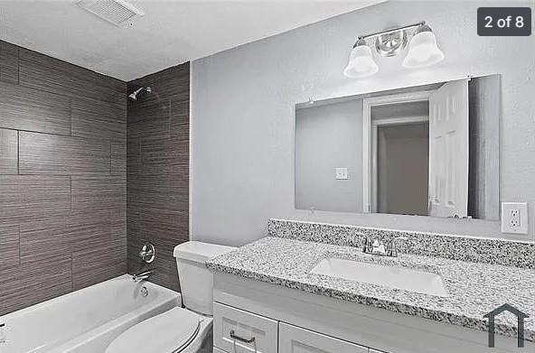 4832 Locke Ave - Photo 5 of 8