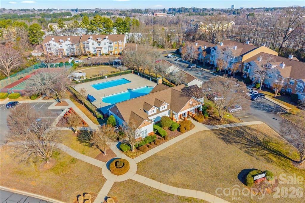 16423 Golden River Ln - Photo 2 of 27