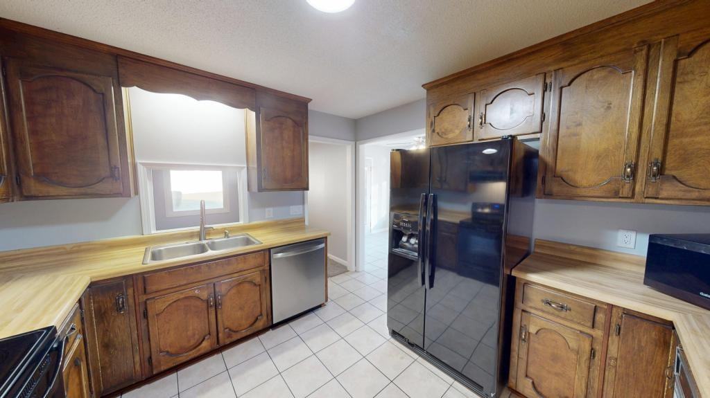 112 Oakland Dr - Photo 6 of 22