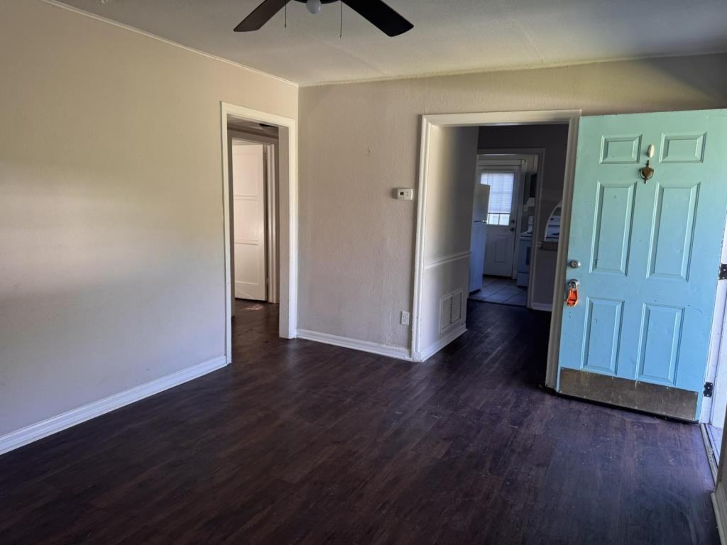 2653 Foreman Cir - Photo 4 of 19