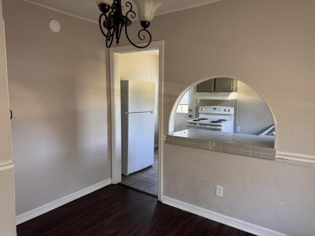 2653 Foreman Cir - Photo 6 of 19