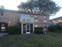 492 Banyon Tree Cir #1 - Photo 1 of 1