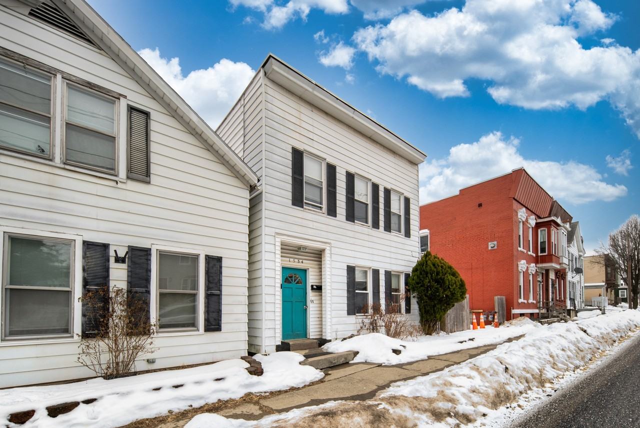 1534 5th Ave #1 - Photo 6 of 35