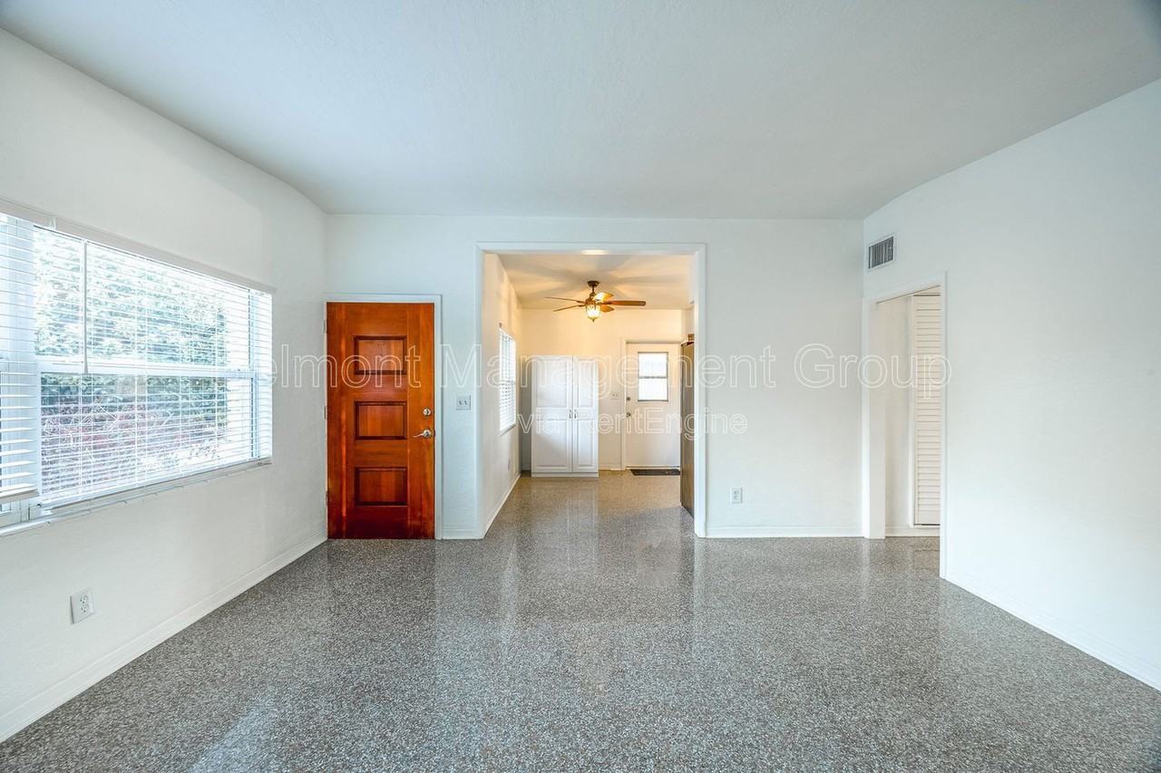 2743 Sanbina St - Photo 3 of 14